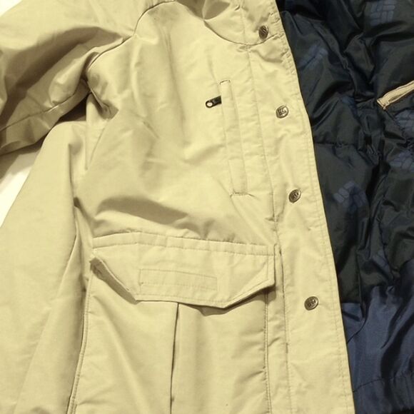 Tan Columbia Women's Coat - Picture 4 of 12